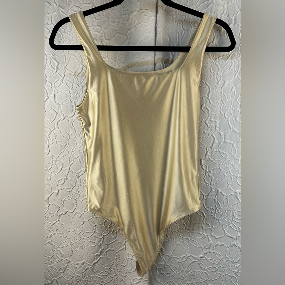 House of Harlow 1960- Cream Sleeveless Bodysuit (XS) ‼️NWOT‼️